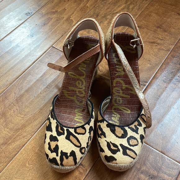 Animal print wedge sandals - Picture 2 of 6